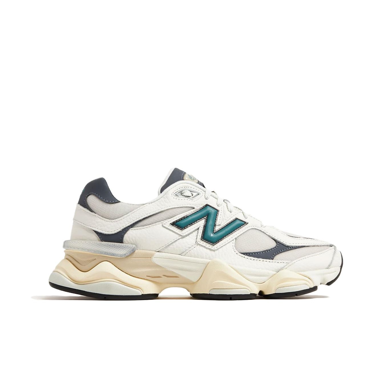 รองเท้าวิ่ง New Balance NB 906 - New Balance Shoes 9060 บทวิจารณ์และราคา
